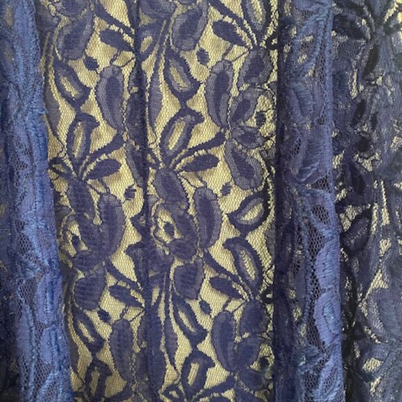 Lularoe Sleeveless Lace Joy Vest Navy Duster Cardigan  Side Slits Boho Sz M - Picture 8 of 8